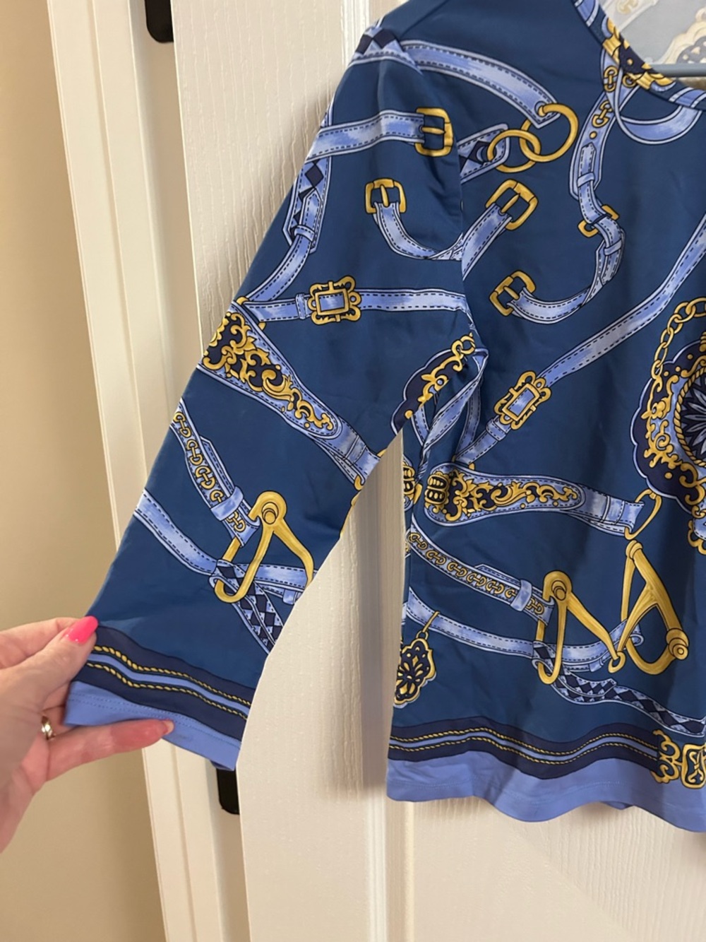 J. McLaughlin Navy Blue and Gold Patterned Long-Sleeve Top - Picture 3 of 4